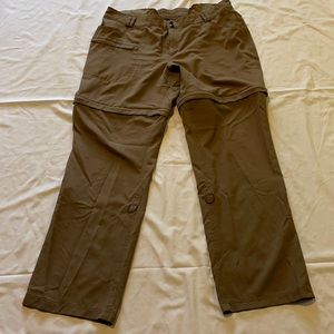 Magellan convertible pants. Size xl.